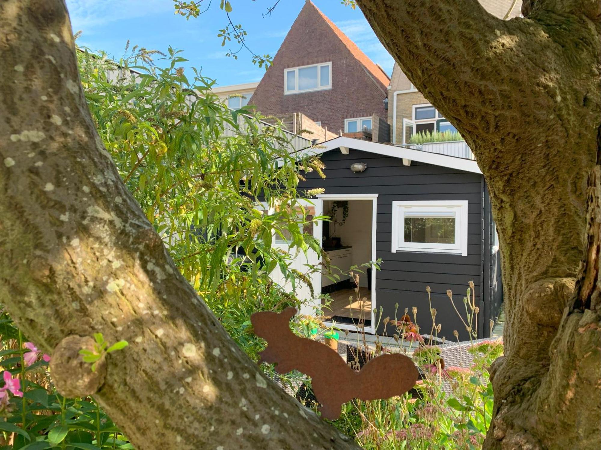 Tiny House Tussen De Grachten Снек Экстерьер фото